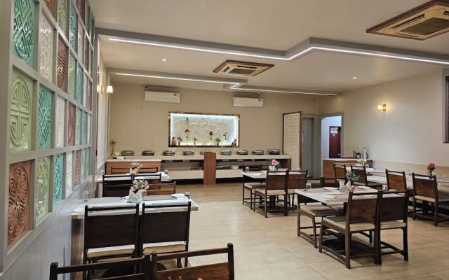 Devki Grand Hotel