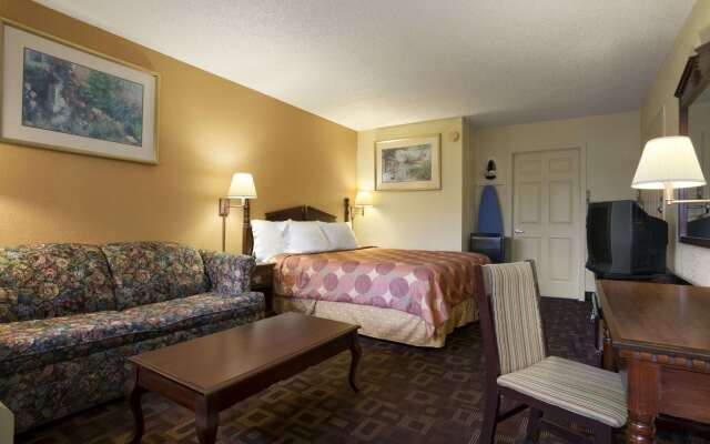 Days Inn by Wyndham Nashville Airport