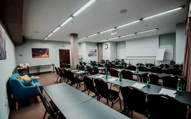 BOUTIQUE HOTEL11 with rooftop SPA