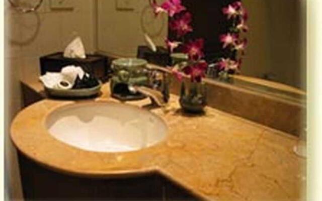 Silk Suite Silom