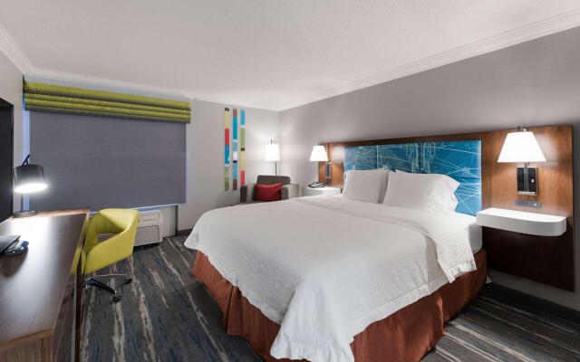 Hampton Inn & Suites Chicago/Hoffman Estates