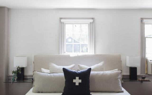 The Squire Tarbox Inn