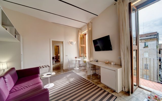 Navona Palace Luxury Inn