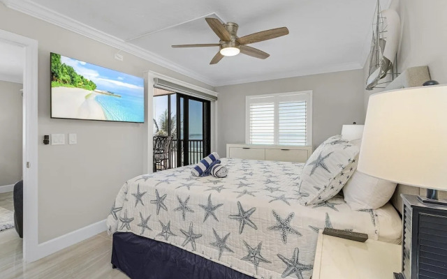 Seaside 101: Oceanview 2br/2ba Condo With Pool, Steps To Beach 2 Bedroom Condo