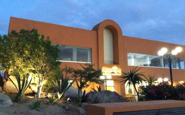 Sunrock Hotel and Suites