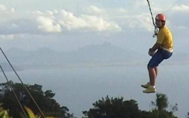 Lindo apartamento na praia de Mariscal Pé na areia
