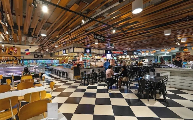 Saigon Finest - IDG Suite Collection - 10J