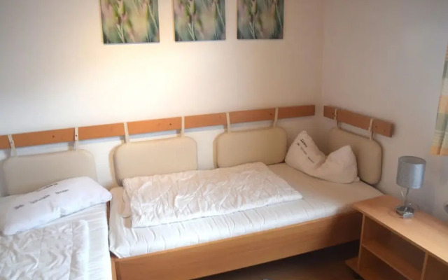 Lakeside Comfort in Fussen