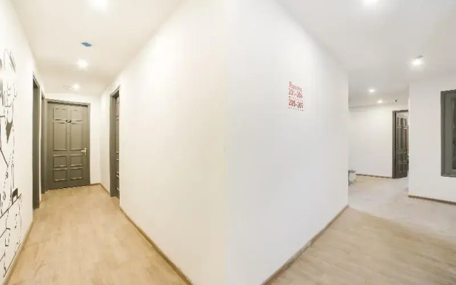 OYO Townhouse 213 Artemis Hospital