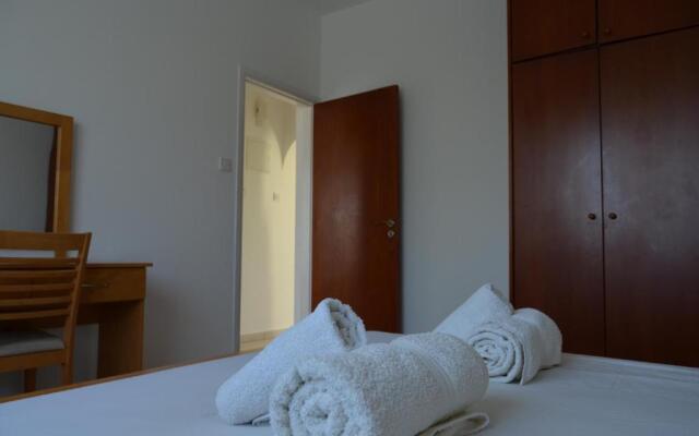 Faros Beach Apartment A102