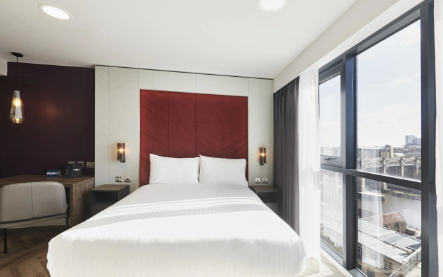 Roomzzz Newcastle