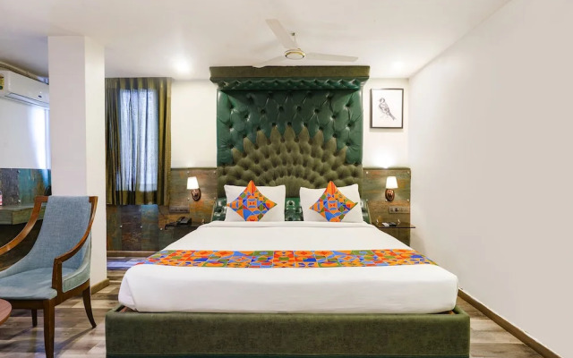 Fabhotel Wr Grand
