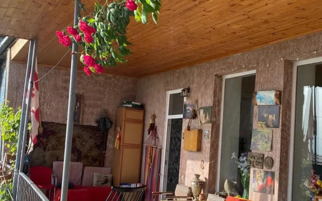 L House