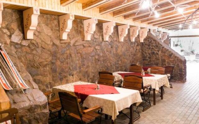 Hotel Perla Oltului