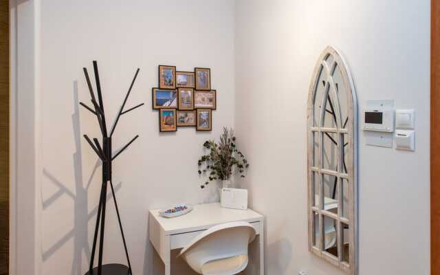 Blue Ark Acropolis Spirit