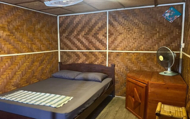 Hotel O Bakau Hijau Riverlodge & Campsite – Guest Rooms – Bedong