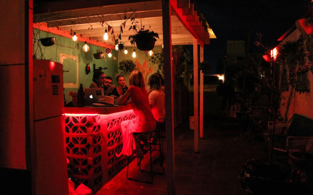 Jirafa Roja Hostel