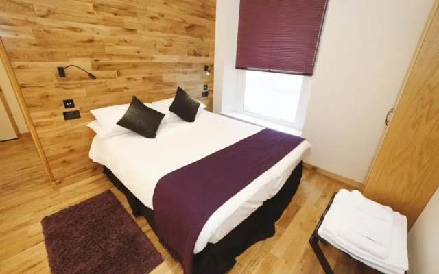 Castle Hotel