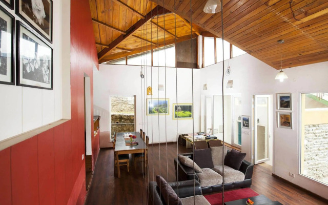 Seclude Ramgarh, Cliff's Edge
