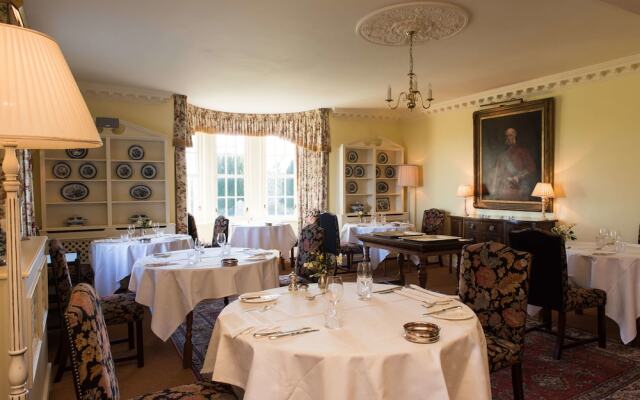 Cavens Country House Hotel