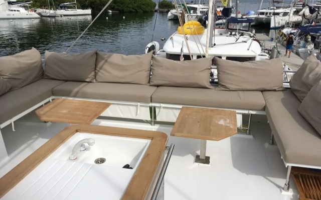 Dream Yacht Charter Private Crewed Yacht