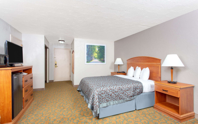 Clarion Pointe Rhinelander Downtown