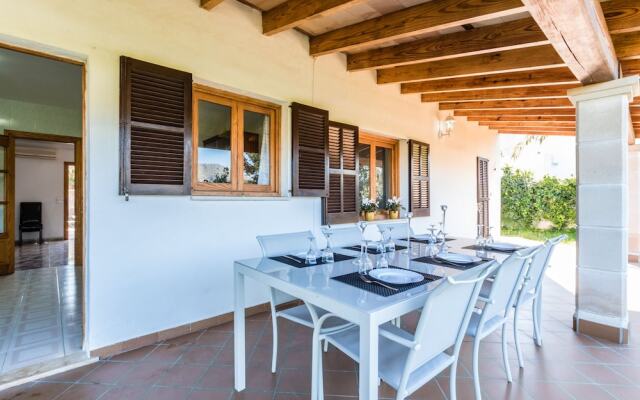 Chalet Falcó with Private Pool and Garden