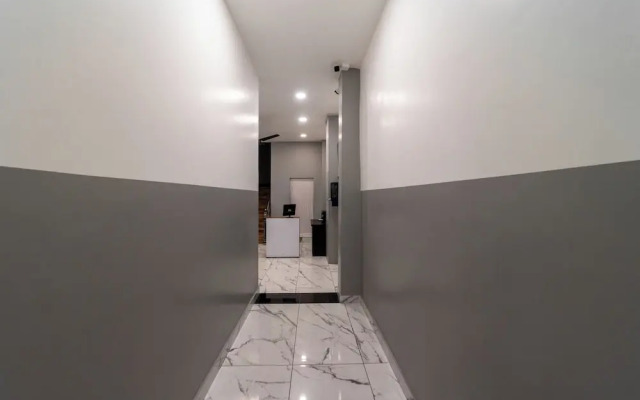 Hotel Bees