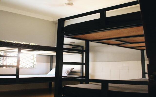 Dorm Point Hostel Siem Reap - Adults Only