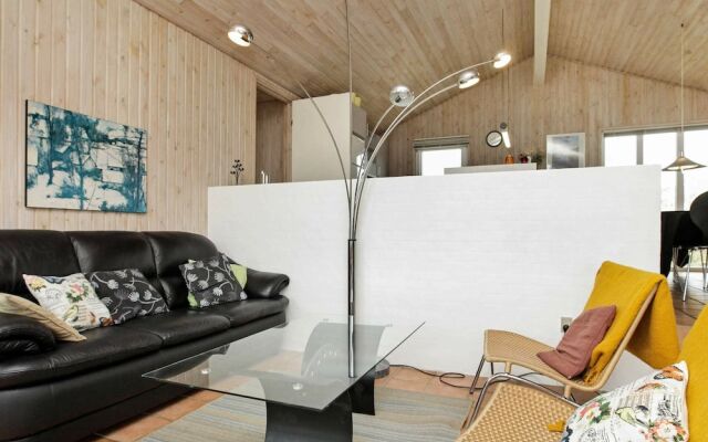Luxurious Holiday Home in Bindslev With Whirlpool