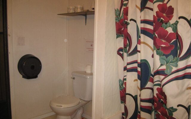 1202 Motor Inn