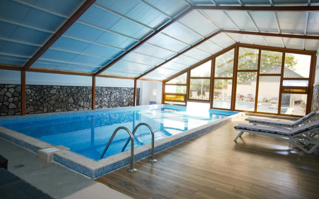 Lakeside Hotel & Spa