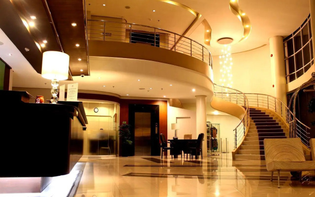 N Hotel