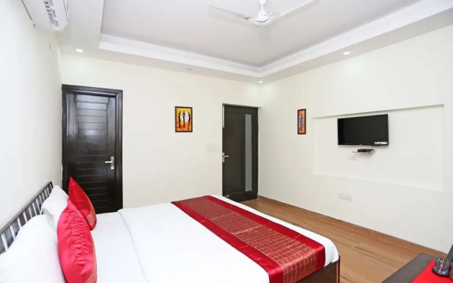 Maira Homes By OYO Rooms