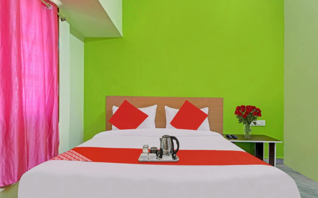 OYO 70266 Ss Delight