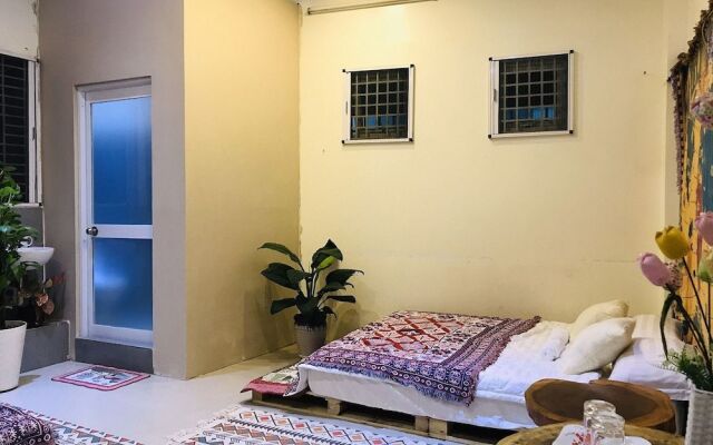 NEXSTAY Forest Home