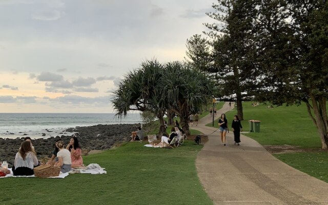 Burleigh Gardens North Hi-Rise
