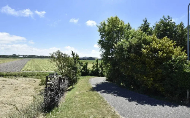 Lovely Holiday Home With Garden, Barbecue, Garden Furniture