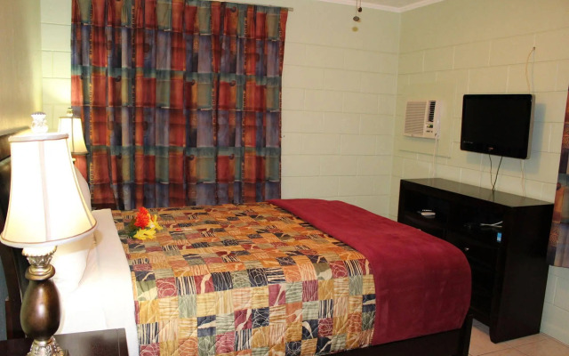 Sunshine Inn & Suites Venice, FL