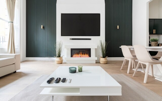 Luxury Apartment in Central London