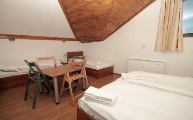 Yan BibiYan Guest House