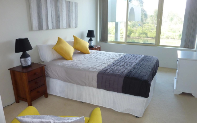 Contessa Holiday Apartments – Guest Rooms – Gold Coast
