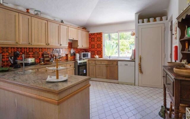 Villa in Albufeira With Private Pool