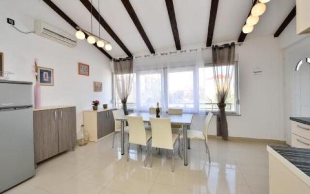 Apartments Nika & Karla