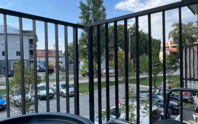 Delete 5 - Zemunske Kapije