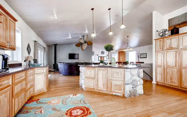 Bryce Country Cabins