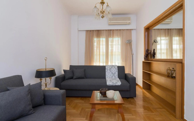 Nice 2bedroom apartment in Pagkrati