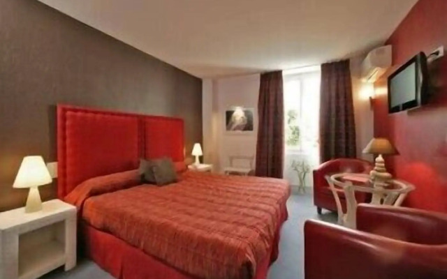 Hostellerie Du Passeur