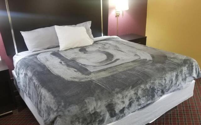 OSU 2 Queens WI-FI Hotel 209 Booking