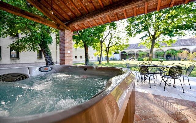 Noci apartment with two bedrooms and one bathroom on the first floor (apartment 3)